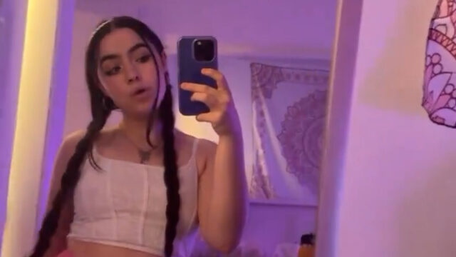 Zoeyisovip Show off Perfect Body – Onlyfans video